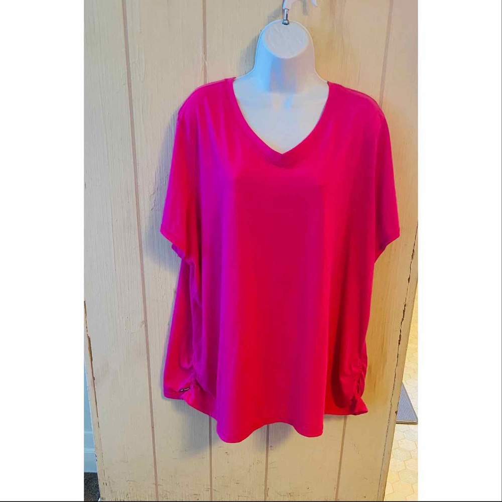 Danskin Tee